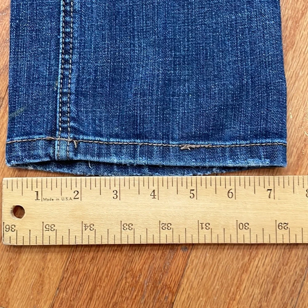 Refuge  Blue Jeans NWT Style The Sweet Skinny Size 9 98% cotton 2% spandex - Picture 11 of 13